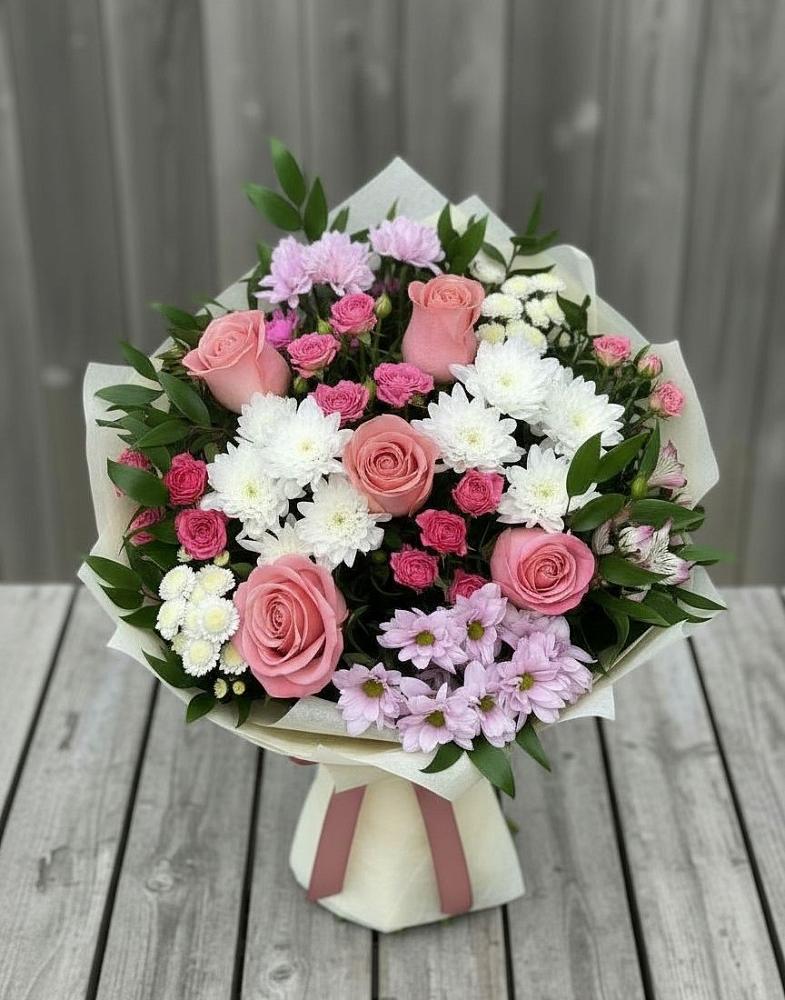 Букет цветов из: Альстромерии, Гвоздики, Розы и Хризантемы в Ярославском