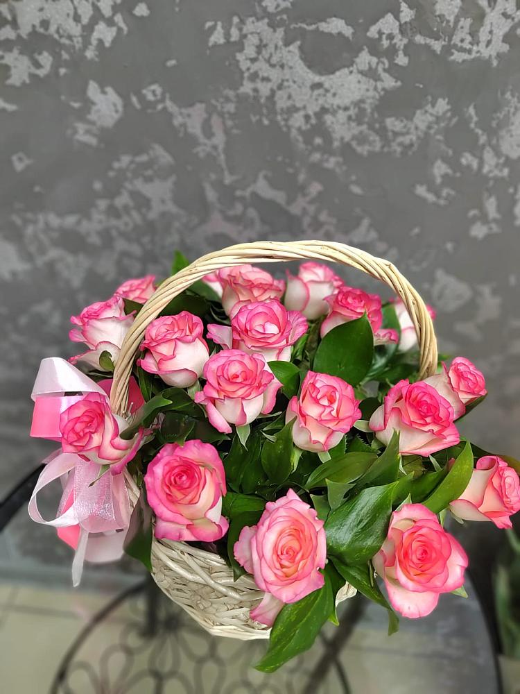Цветочная композиция из Розы в корзине в Ярославском
