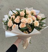 Букет Кремовые розы Латте в Ярославском