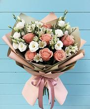 Букет цветов из:  Розы, Альстромерии и Лизиантусы #REPLACE_PRED# Ярославском