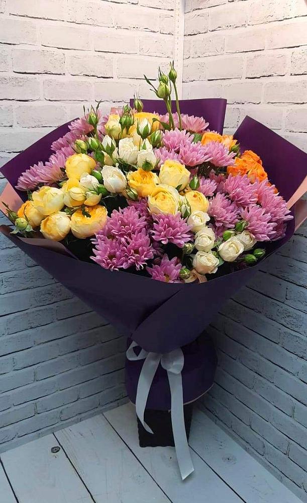 Букет цветов из: Хризантемы и Розы в Ярославском