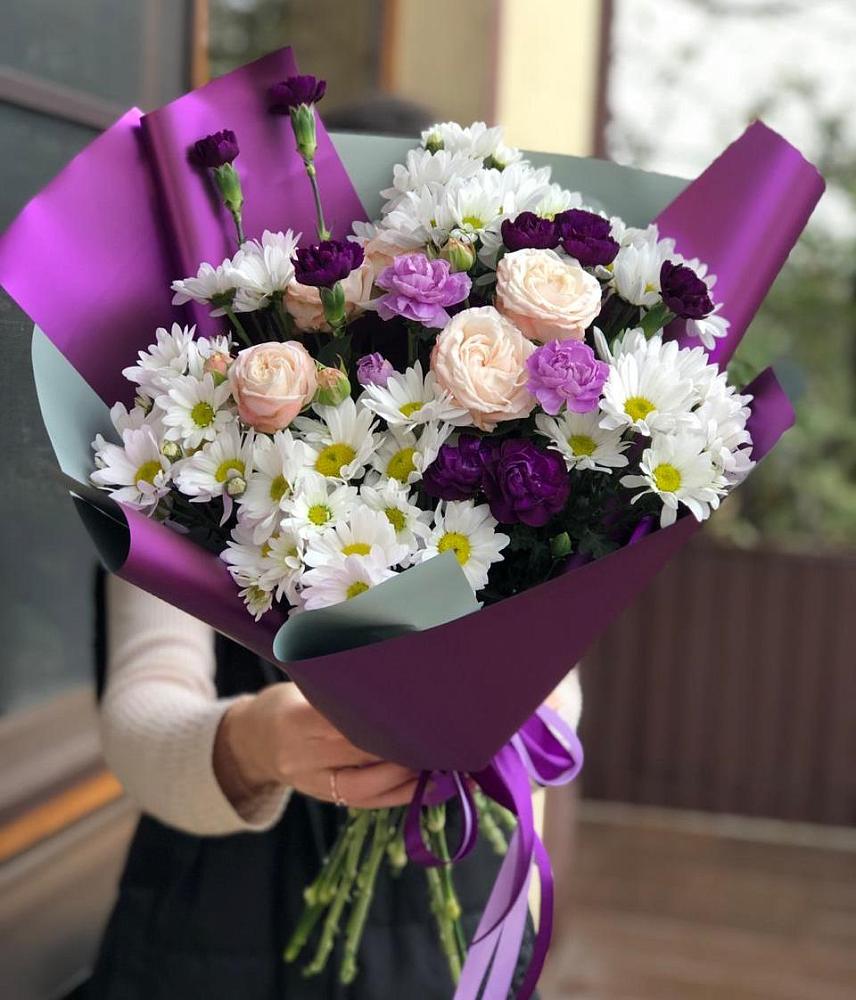 Букет цветов из: Хризантемы, Гвоздики и Розы в Ярославском