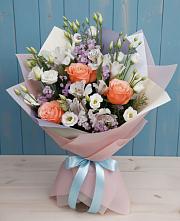 Букет цветов из:  Лизиантусы, Розы, Альстромерии и Гипсофила в Ярославском