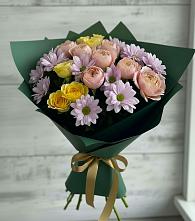 Букет цветов из:  Хризантемы и Розы в Ярославском
