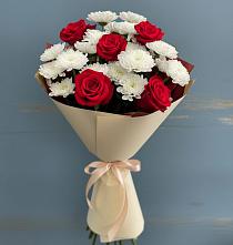 Букет цветов из:  Розы и Хризантемы в Ярославском